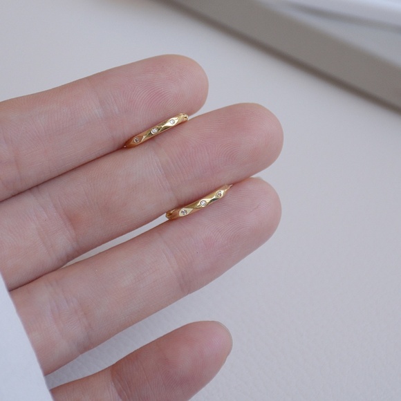 Diamond Shape Edge Hoop Earrings with Simulated Diamond - Picture 2 of 8